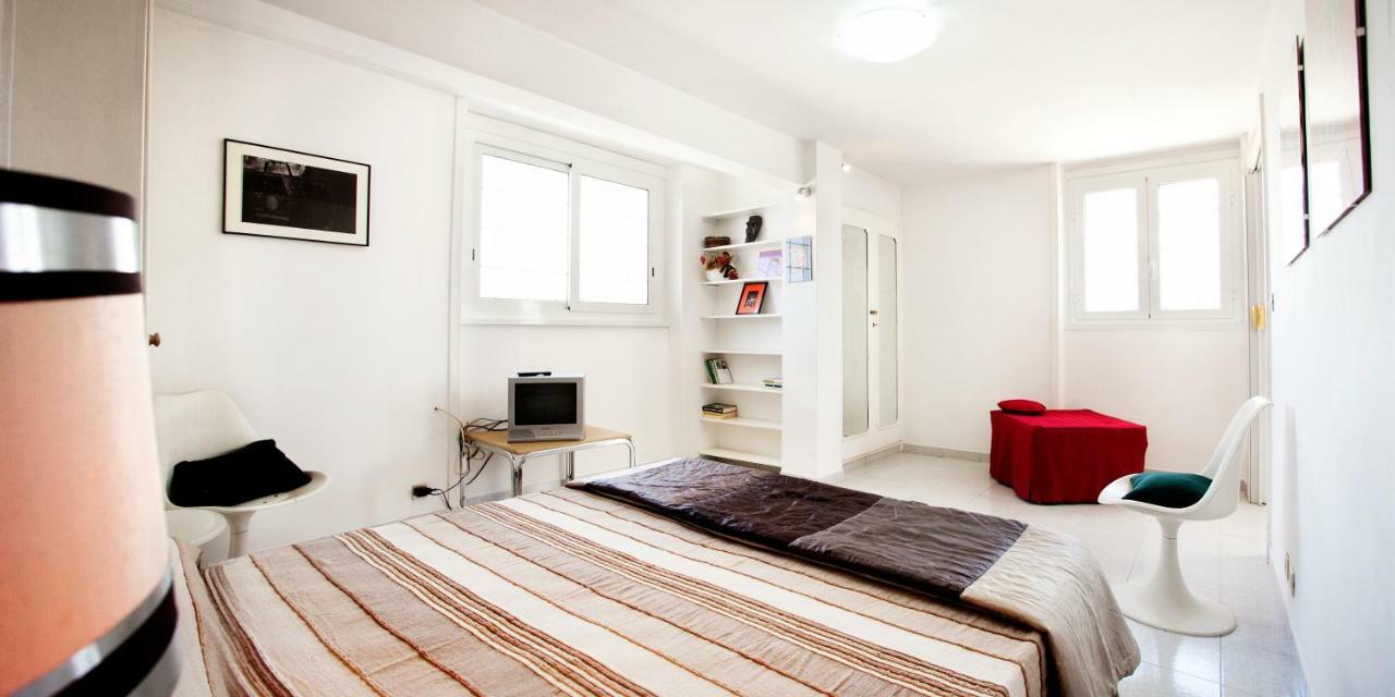 Trastevere Station Terrace Apartment Rome